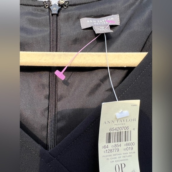 Ann Taylor Petite Sleeve Black Dress NWT - Picture 12 of 12